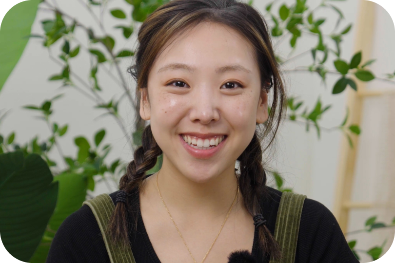 I study at the library-thumbnail