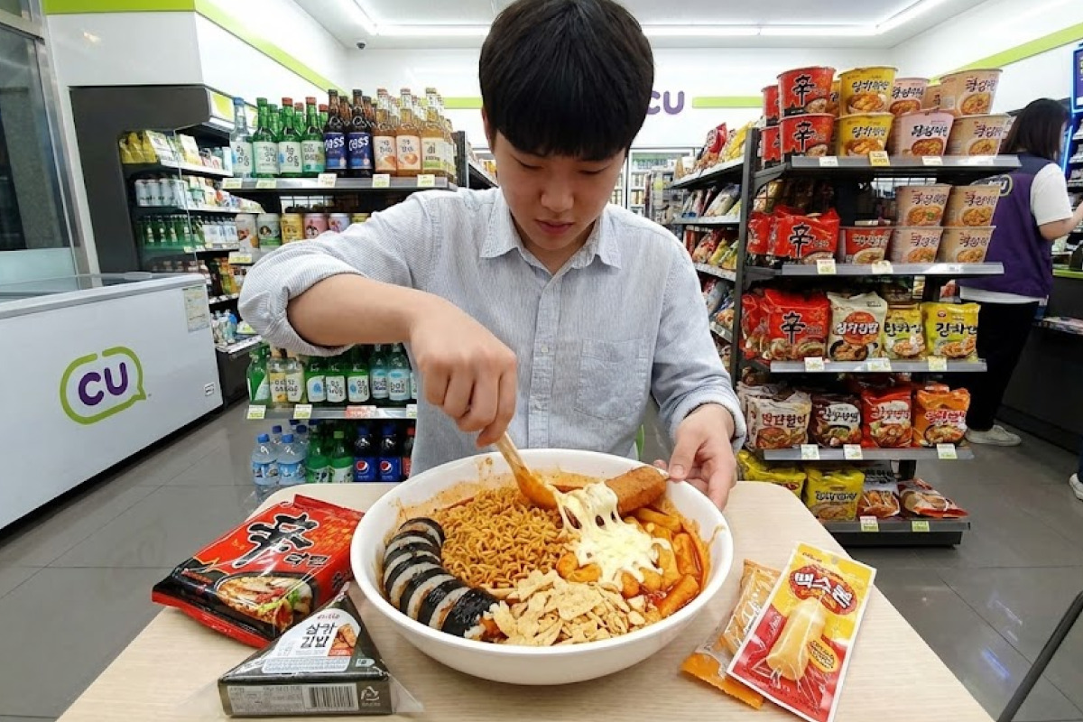 Korean Convenience Stores: Unique K-Life Hacks You Won't See Elsewhere